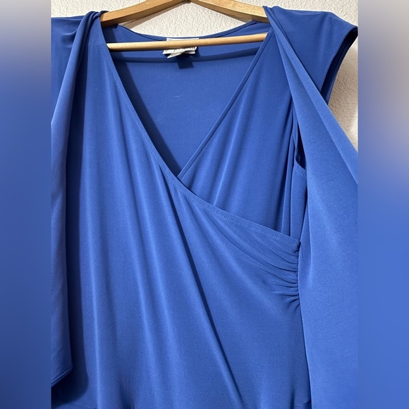 Elegant Joseph Ribkoff Wrap, Pleated, Front Tie Sleeveless Dress with V-Neck - Picture 2 of 13